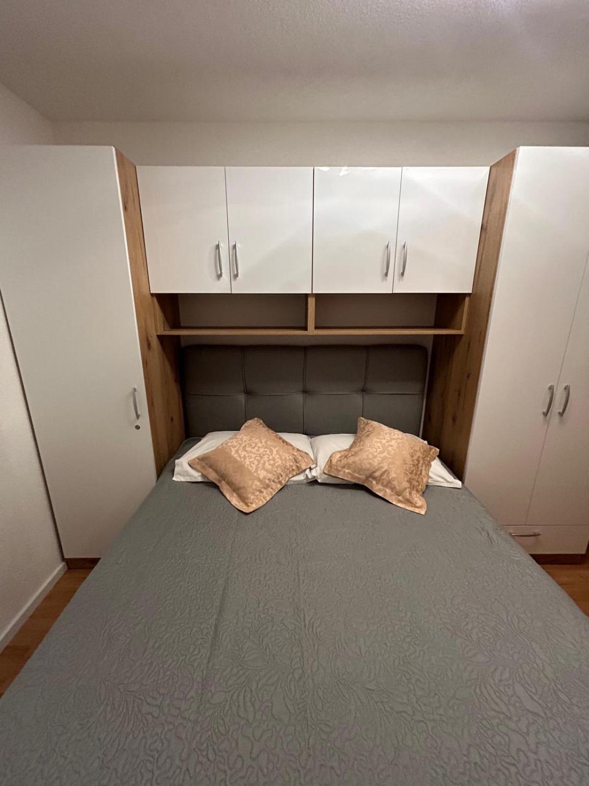 Apartment Lovre Topic Baska Voda Ngoại thất bức ảnh