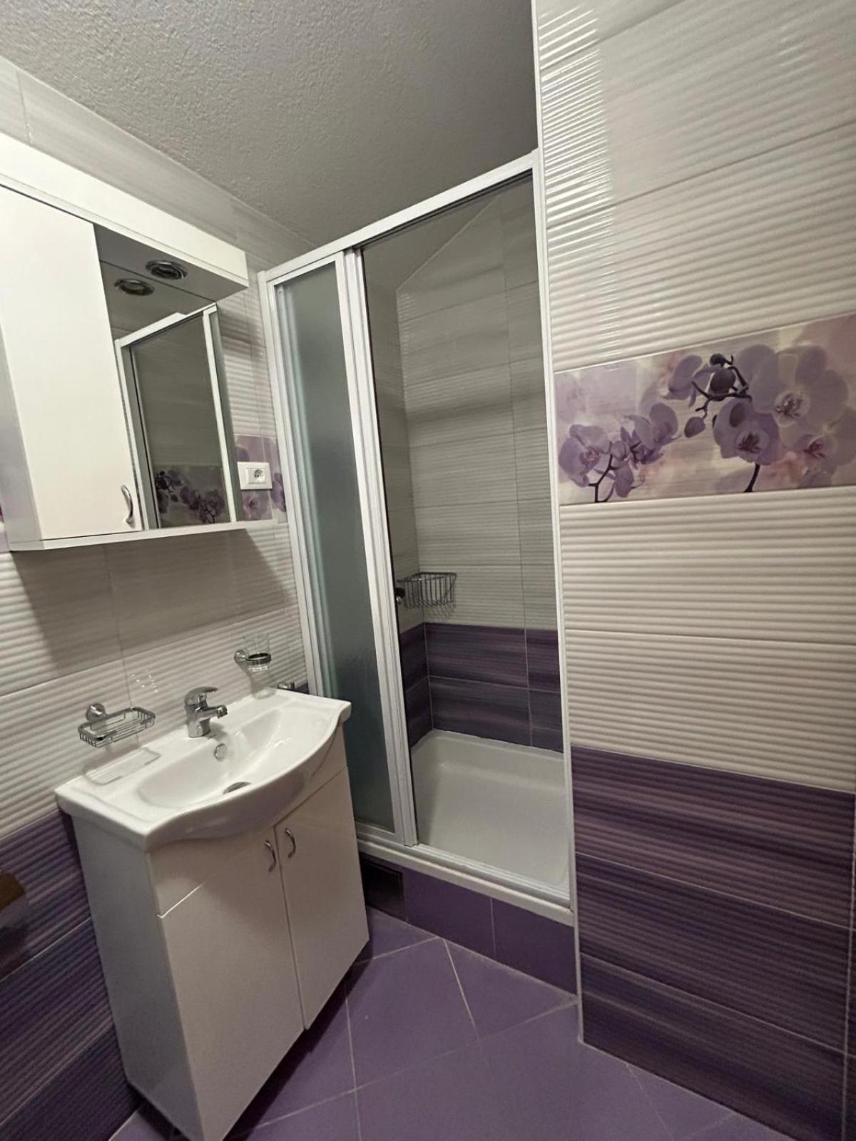 Apartment Lovre Topic Baska Voda Ngoại thất bức ảnh